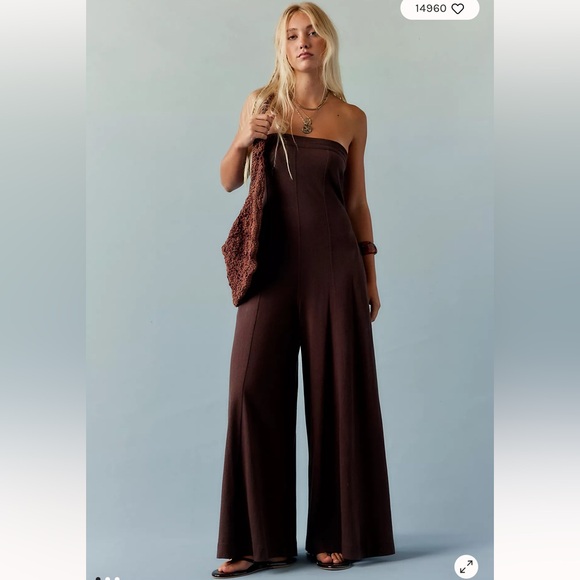 ⭐️NWT Free-EST it’s all in the tie Strapless Jumpsuit⭐️ - Picture 1 of 6